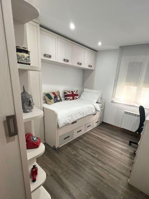 Apartamento Centrico Con Terraza Ebi02919 Portugalete Exterior foto